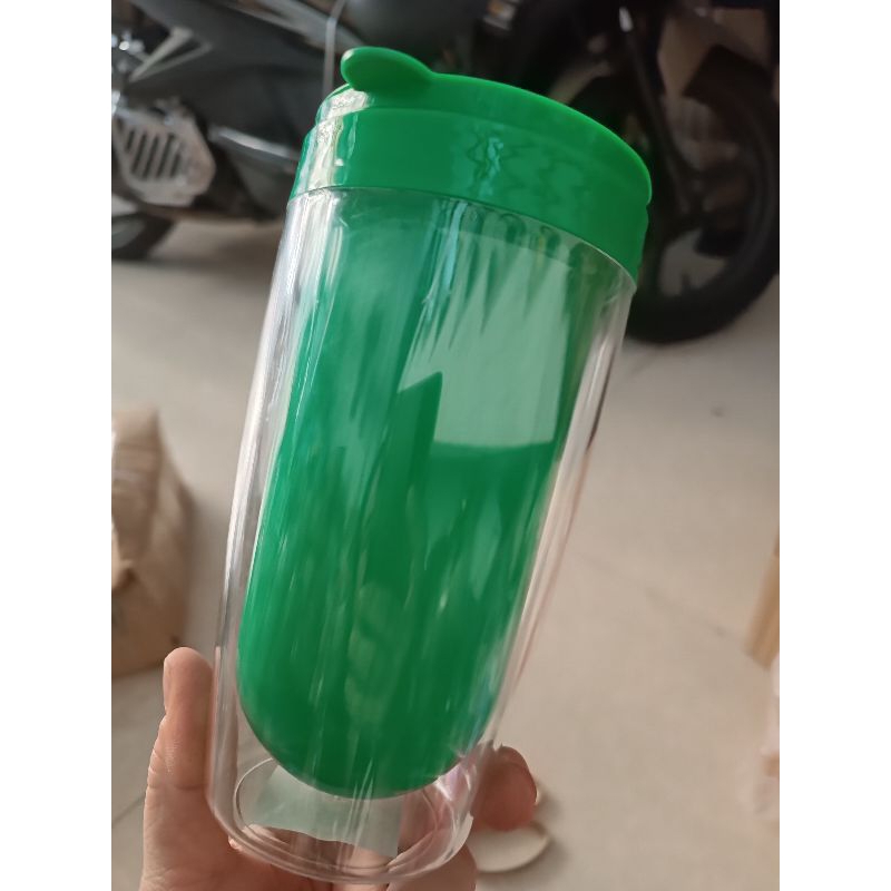 Ly nhựa 2 lớp cách nhiệt 500ml closeup.