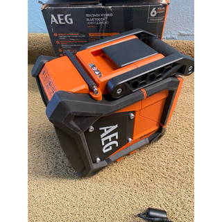 loa AEG 18v