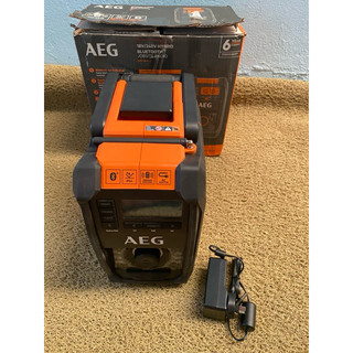 loa AEG 18v