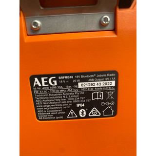 loa AEG 18v