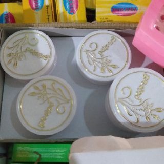 Phấn phủ Bông Lúa  LONG WAY 10g, Thái Lan