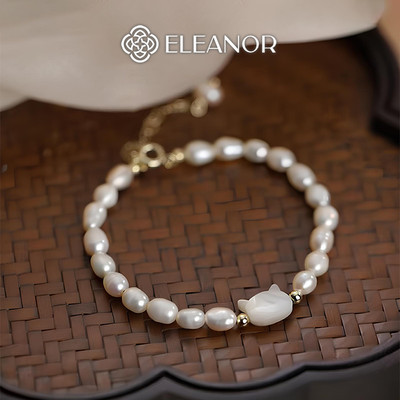 Vòng tay ngọc trai nhân tạo Eleanor Accessories hình mèo lắc tay basic phụ kiện trang sức 4599