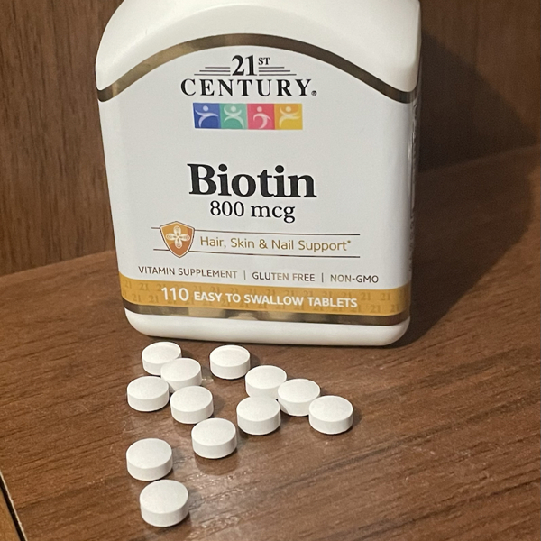 Viên uống hỗ trợ tóc và móng Biotin 800 mcg 21st Century  - iHerb Việt Nam