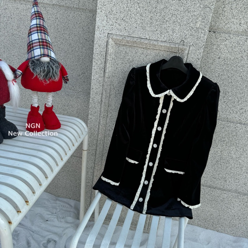 Váy Nhung Viền Bèo Kim Anh Bùi