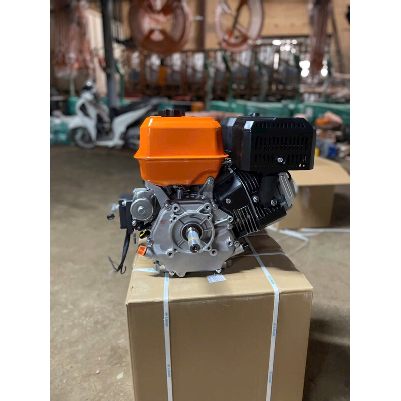 Động cơ xăng lifan Lf480e 18Hp lắp cho máy cắt bê tông có đề nổ