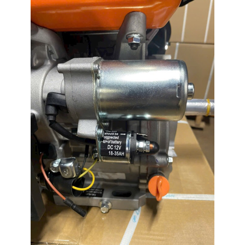 Động cơ xăng lifan Lf480e 18Hp lắp cho máy cắt bê tông có đề nổ