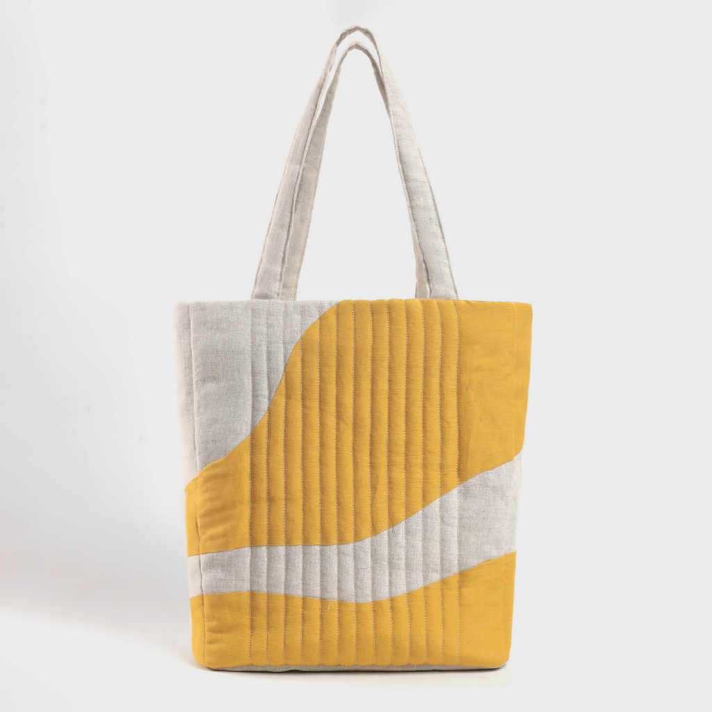 TimTay Túi tote chần bông Linen - Túi Khoai Vàng
