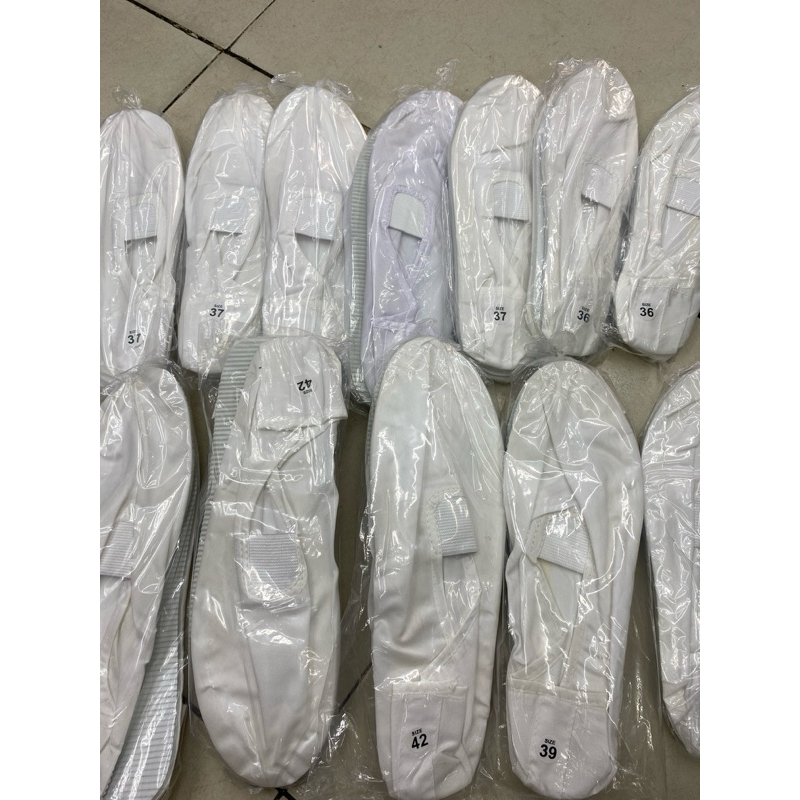Giày múa học sinh