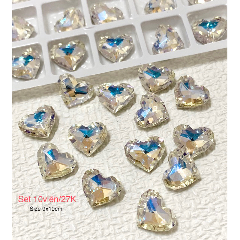Set 10viên đá khối trái tim mẫu mới.Có nhiều màu loại sáng