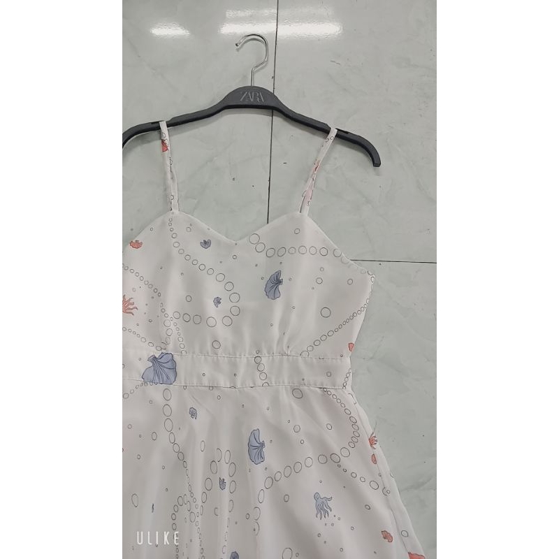 Đầm 35k 100/3 cai