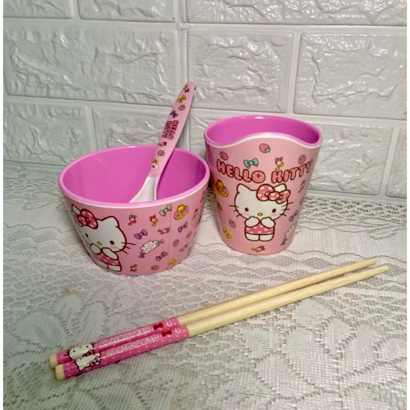 Bộ bát đĩa khay ăn dặm cho bé Hello Kitty ảnh thật