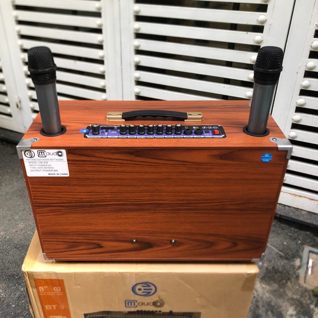 Loa xách tay hát karaoke vỏ gỗ CM208 bass đôi 20cm, tặng kèm cặp micro không dây, âm thanh tuyệt hảo,Thiết kế sang trọng