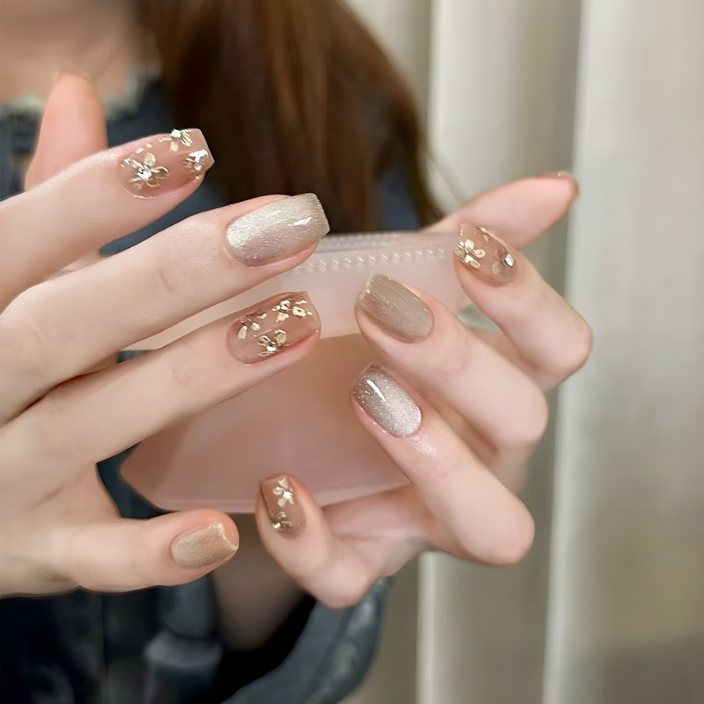 MÃ 599 MẮT MÈO CAO CẤP 24 MÓNG ĐÍNH HOA..599