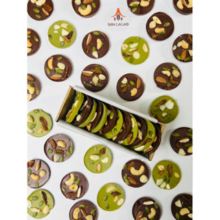 Bánh chocolate healthy với các loại hạt - Bản Cacao