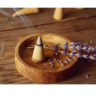 TRẦM NỤ THƠM THÁI LAN GÓI 100 NỤ + CHÉN SỨ