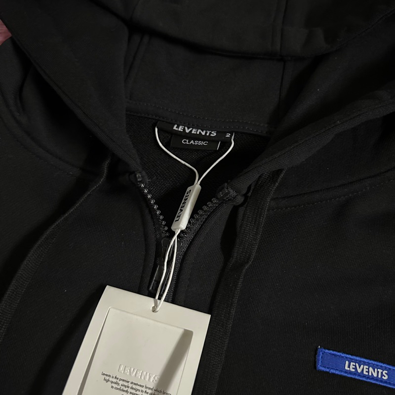 Áo Hoodie Zip Levents Classic