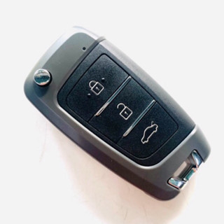  Chìa khoá gập Toyota Vios 2014-2017 có mạch điều khiển cài tay trên xe 