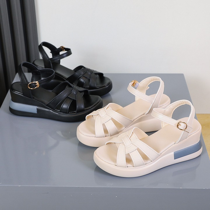 Giày sandal bánh mì quai ngang cut out đường phố teen năng động S097