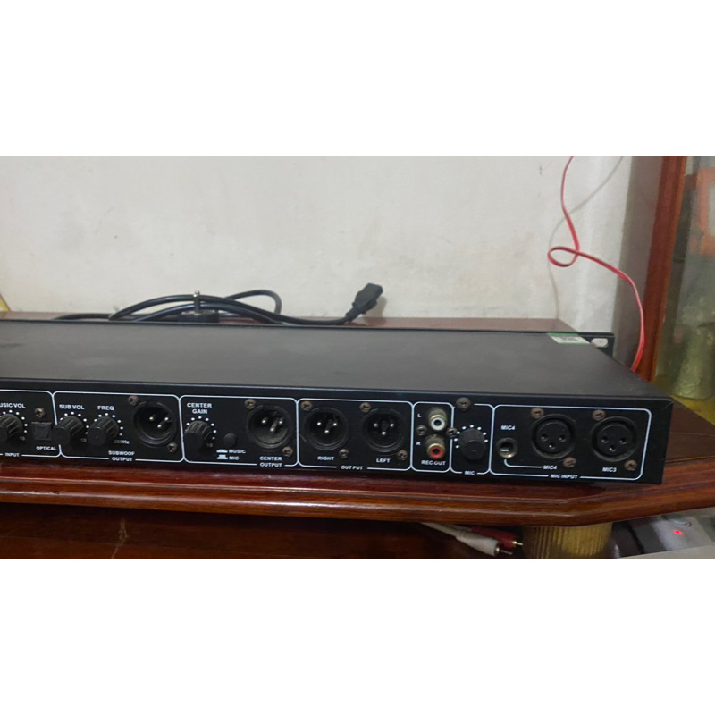 Vang cơ lai số AM K8200 đỉnh cao dòng karaoke và nghe nhạc - hàng cũ thanh lý dùng tốt