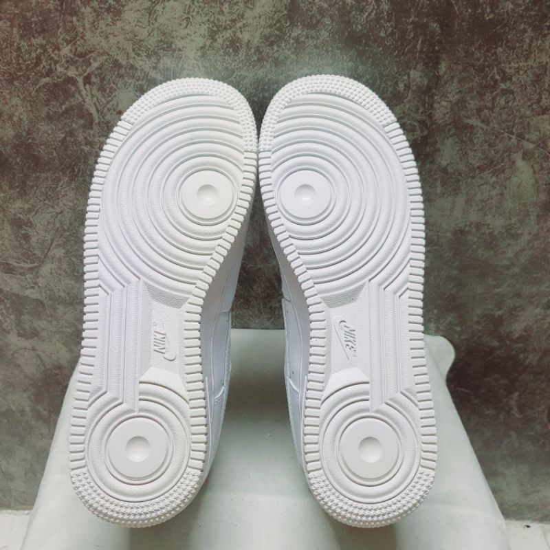 2hand  Giày thể thao trắng