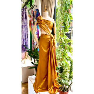 (Ảnh&Clip) Đầm dạ hội body phi vàng đồng, hoa hồng đại - S