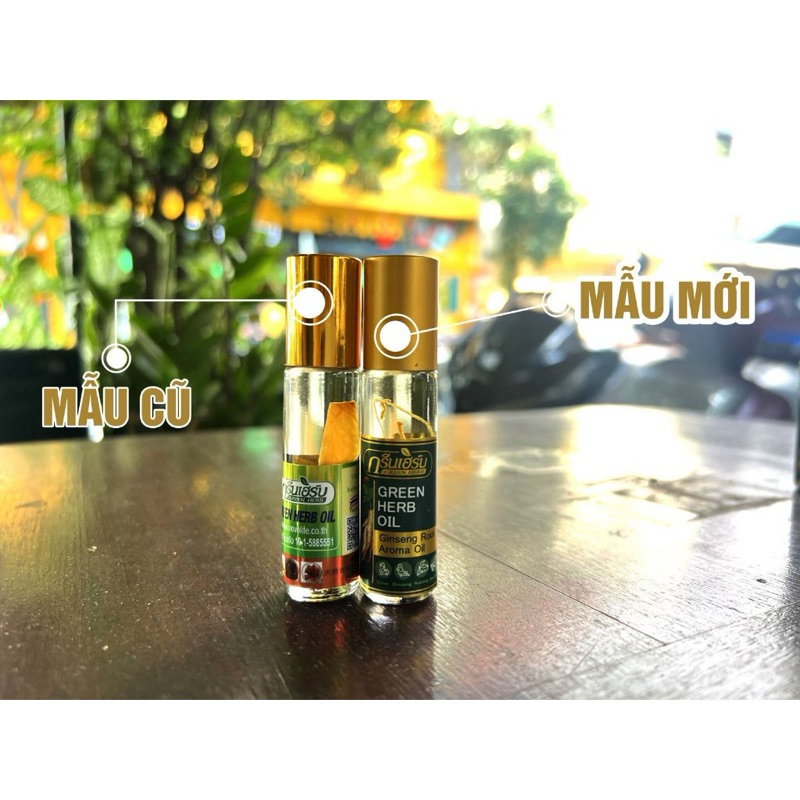Dầu lăn nhân sâm thảo Dược Thái Lan 8ml - Ginseng Green Herb Oil - LQC18