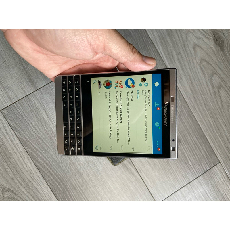 Blackberry passport silver