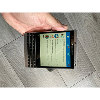 Blackberry passport silver