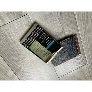 Blackberry passport silver