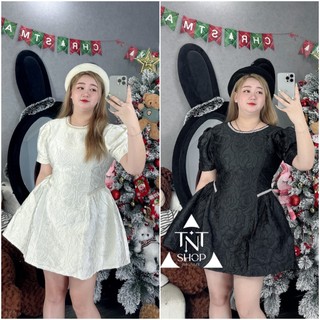 Đầm gấm viền ngọc tay bồng