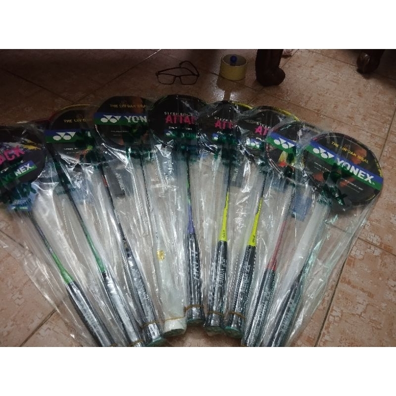 Vợt cầu lông yonex cước đan sẵn