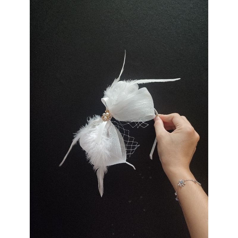 Cài tóc tiểu thư xinh cho bé