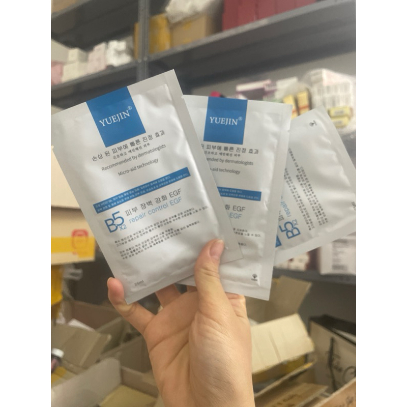 NẠ B5 CẤP ẨM PHỤC HỒI DA YUEJIN HÀNG CÓ TEM PHỤ