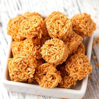Snack Cay mì viên Thái Lan