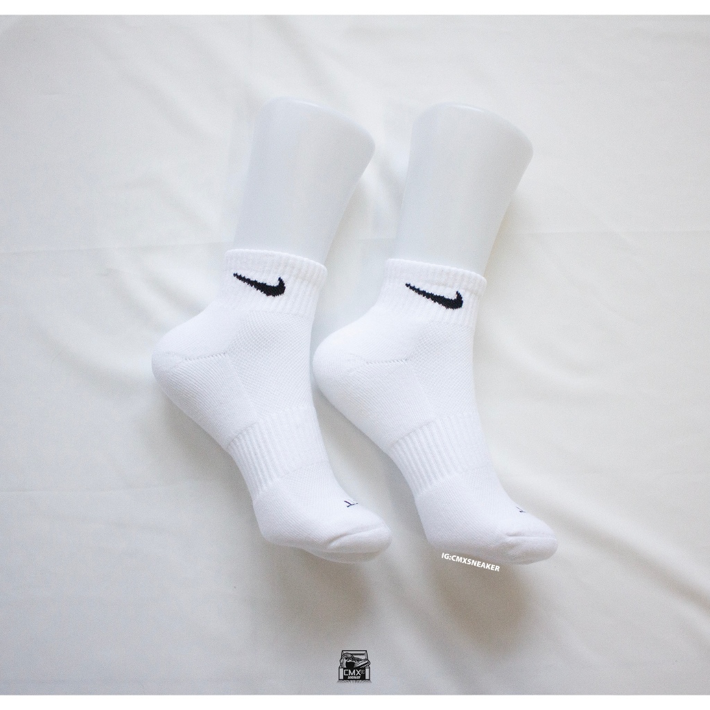 Vớ 𝙉𝒊𝙠𝒆 EVERYDAY PLUS 𝐃𝐑𝐈-𝐅𝐈𝐓 CUSHIONED  REAL AUTHENTIC 100%