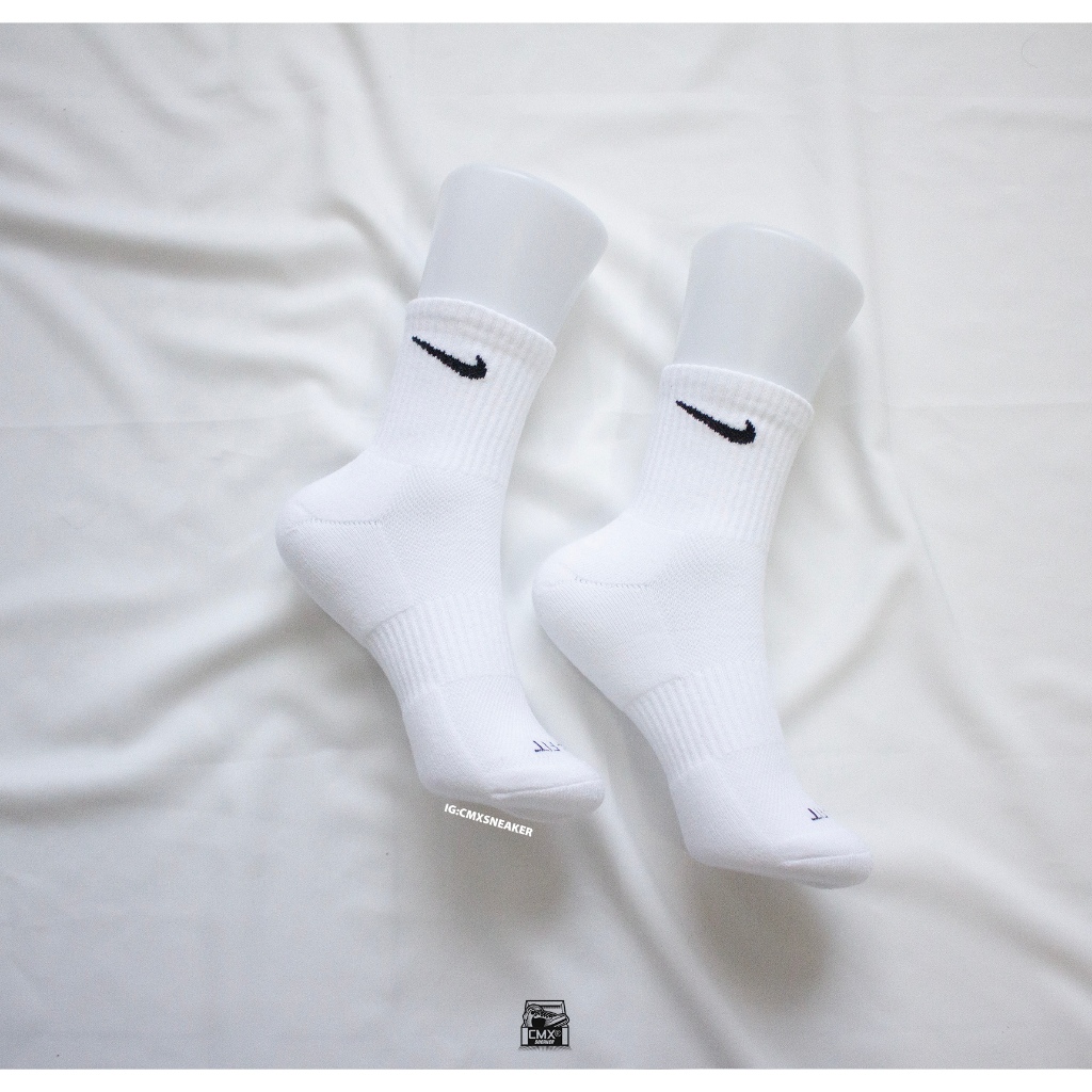 Vớ 𝙉𝒊𝙠𝒆 EVERYDAY PLUS 𝐃𝐑𝐈-𝐅𝐈𝐓 CUSHIONED  REAL AUTHENTIC 100%