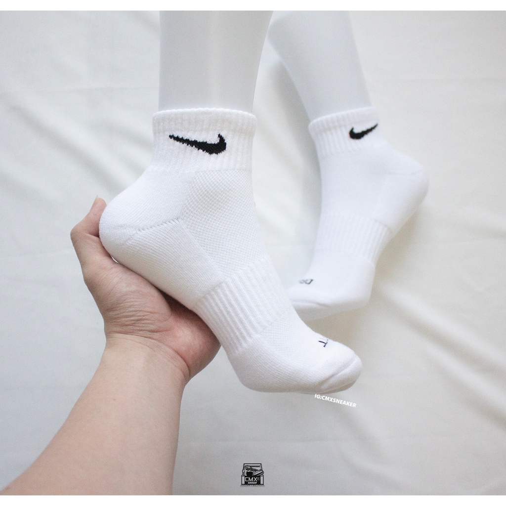 Vớ 𝙉𝒊𝙠𝒆 EVERYDAY PLUS 𝐃𝐑𝐈-𝐅𝐈𝐓 CUSHIONED  REAL AUTHENTIC 100%