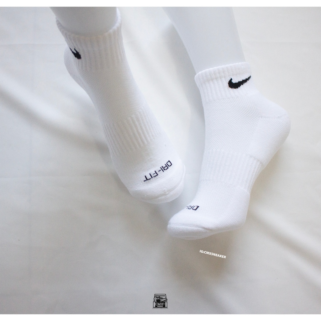 Vớ 𝙉𝒊𝙠𝒆 EVERYDAY PLUS 𝐃𝐑𝐈-𝐅𝐈𝐓 CUSHIONED  REAL AUTHENTIC 100%