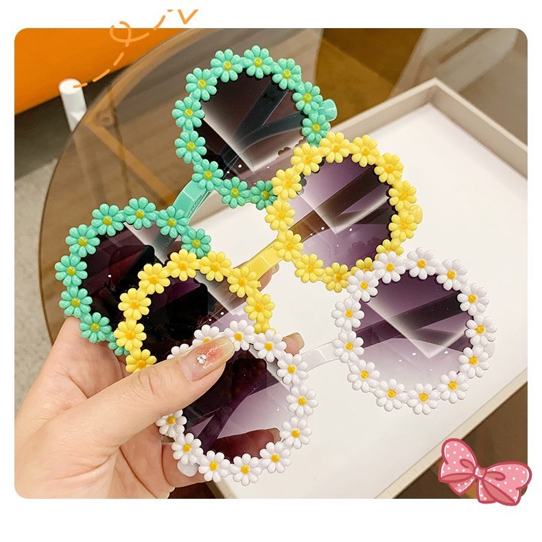 Kính mát gọng hoa cúc phong cách Hàn Quốc cho bé gái