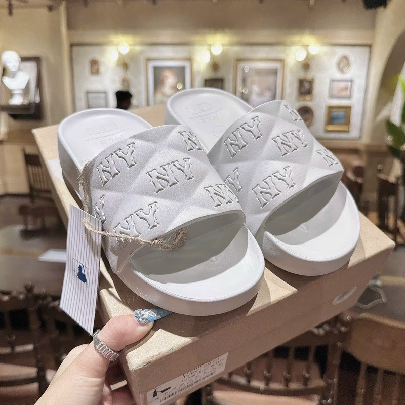 "Chính Hãng" Dép đúc MLB_NY Unisex - Dép Chunky Bouncer Slide mới nhất 2023