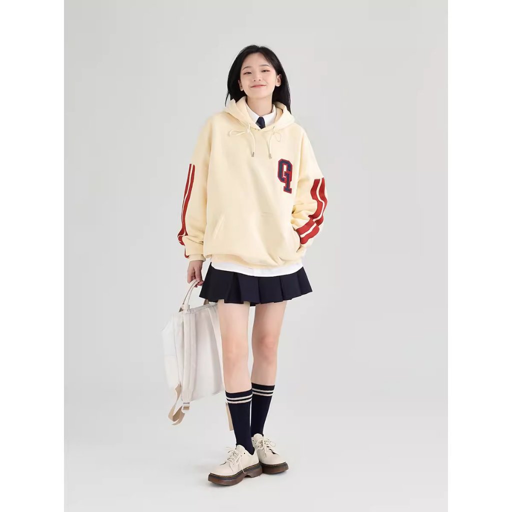 Áo Hoodie nỉ trùm đầu Dessuu họa tiết thêu chữ 01