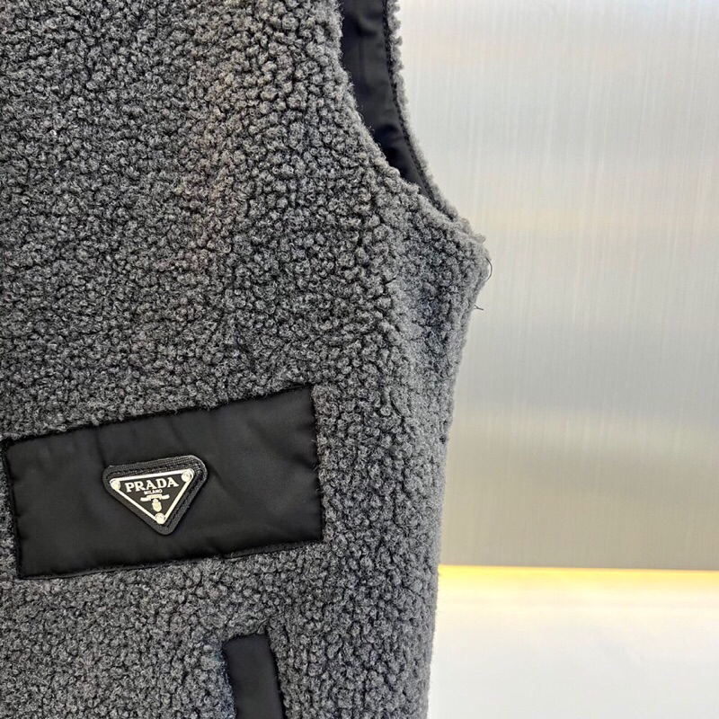 Áo khoác gile Prada cao cấp thu đông 2023 cho nam