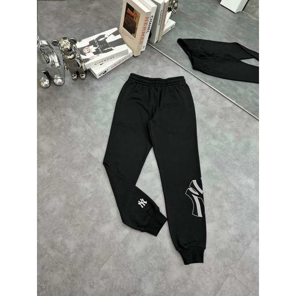 QUẦN NỈ DÀI MLB NY BASIC TRƠN LOGO THÊU VẢI NỈ DA CÁ DÀY DẶN-ỐNG BO JOGGER