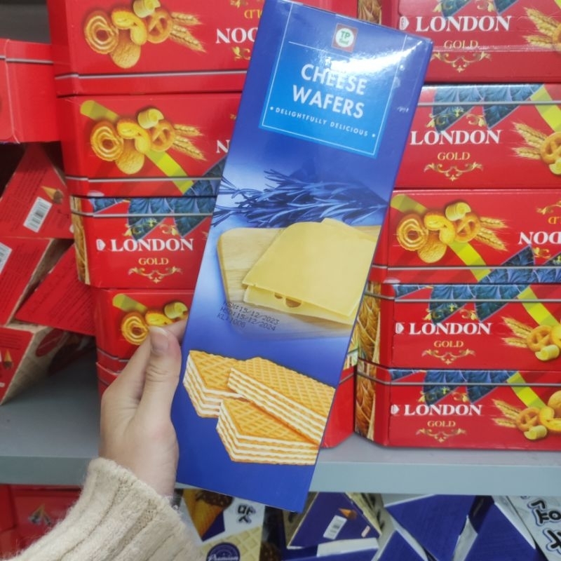 Bánh Xốp Cheese Wafers - 3 màu lên giỏ quà tết đẹp - sẵn hàng giao Hỏa Tốc