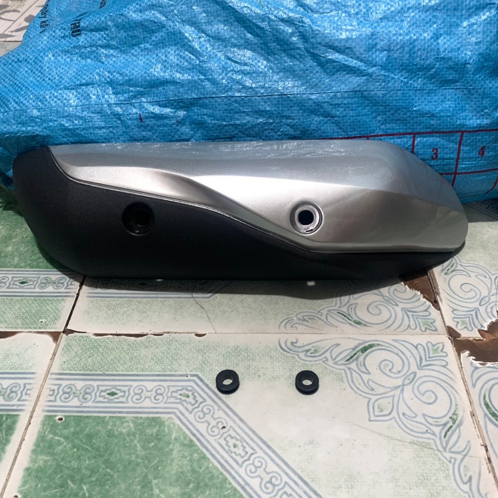 Ốp pô xe LEAD 125 cc đời 2018 đến 2023 giả zin