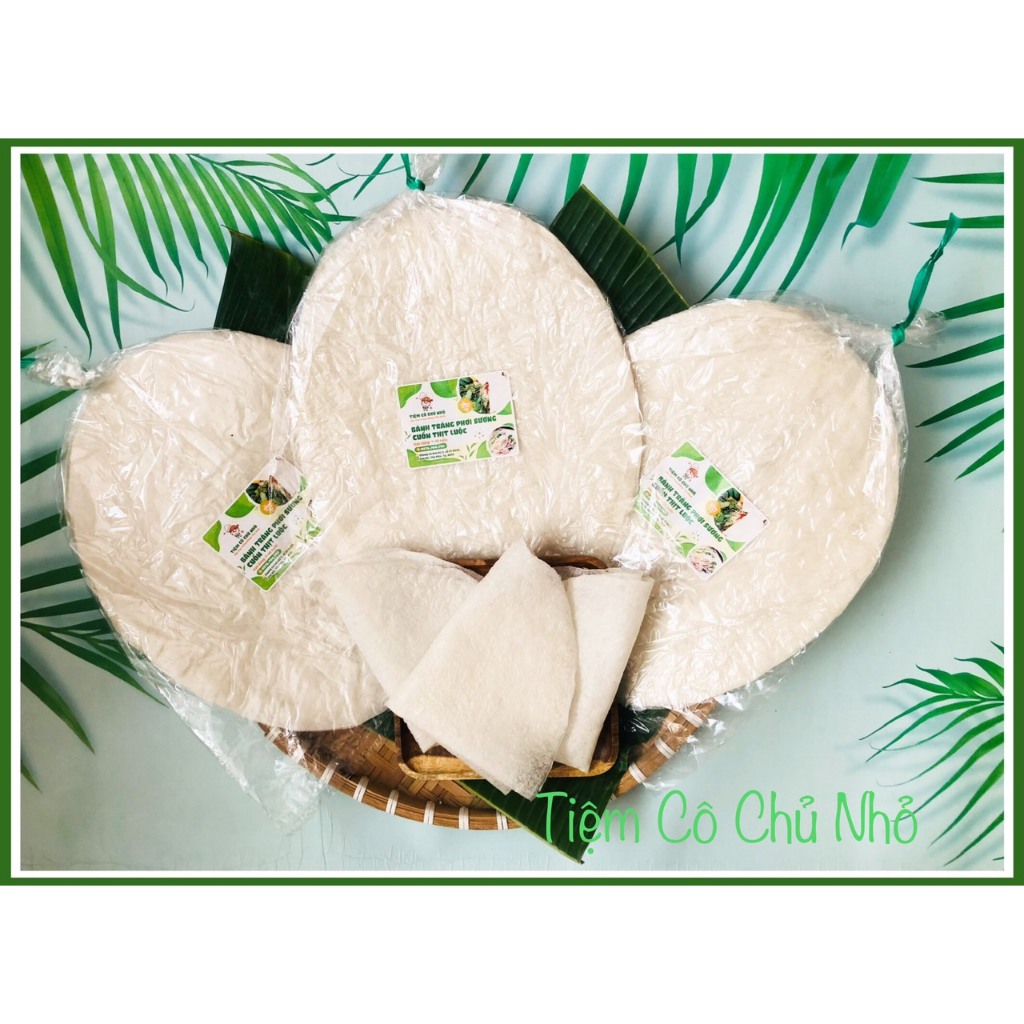 Bánh tráng nướng phơi sương cuốn thịt luộc rau rừng- đặc sản Trảng Bàng-Tây Ninh