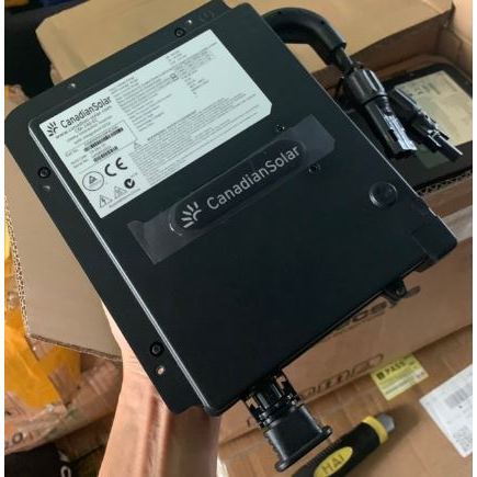 Hoà lưới MICRO INVERTER Canadian Solar CM-240-EC 240W chế năng lượng mặt trời (đấu sẵn dây 220V)