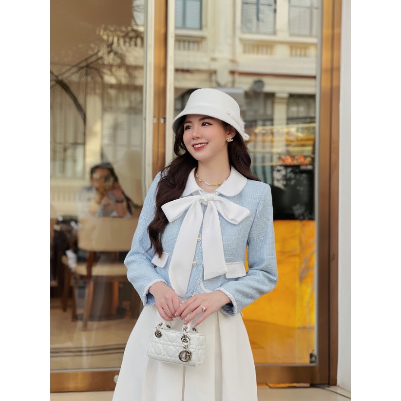 Áo Blazer Nữ 𝐂𝐂𝐇𝐀𝐓 Dáng Ngắn Autumn Phối Dây Nơ Chất Dạ Tweed Cao Cấp 23KHZ8004ST