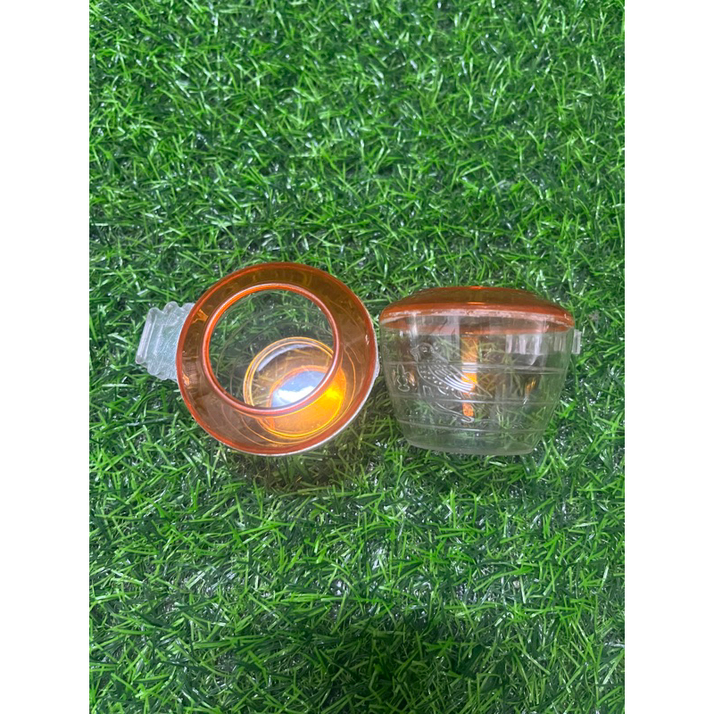 Cống đựng nước thức ăn cho chim cảnh