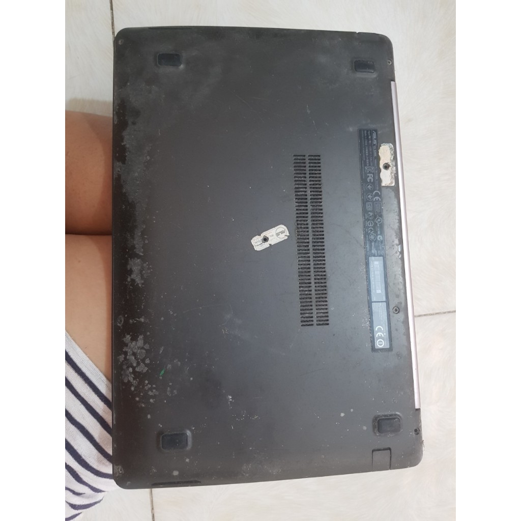 Laptop ASUS i3 màn  cảm ứng như điện thoại